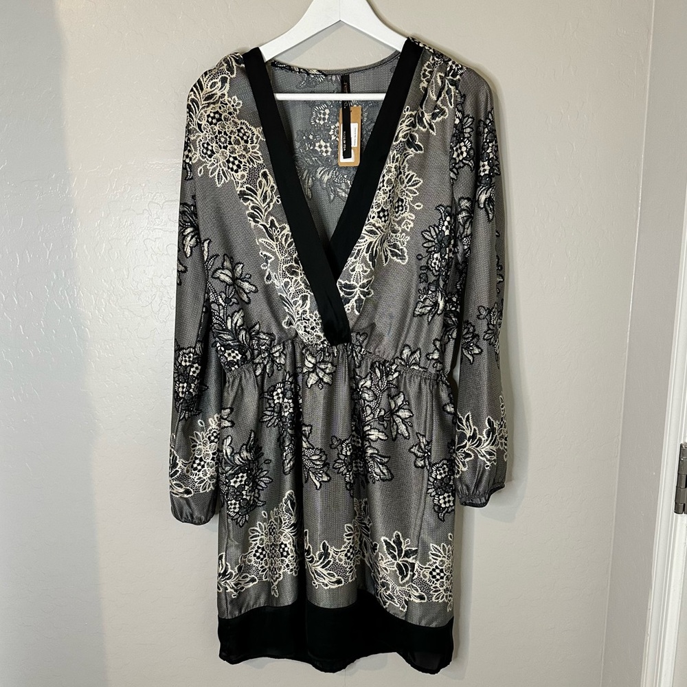 💝ReneeC Lace Inspired Silky Satin-like Long Sleeve Dress NWT Women's Size L